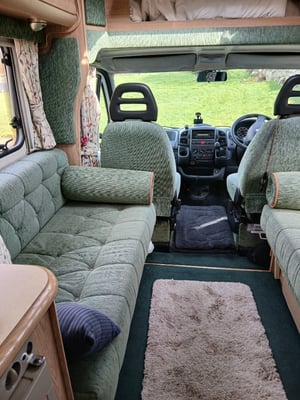 2002 Autocruise Pioneer Jolliet — photo 27 of 30