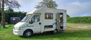2002 Autocruise Pioneer Jolliet — photo 20 of 30