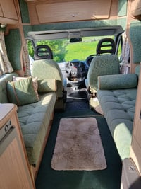2002 Autocruise Pioneer Jolliet - Image 2