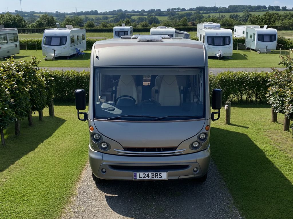 2004 Burstner i821G Elegance - Image 1