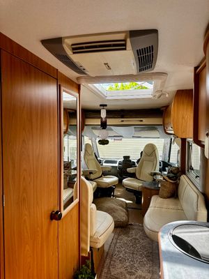 2004 Burstner i821G Elegance — photo 11 of 24