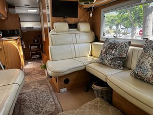 2004 Burstner i821G Elegance — photo 12 of 24