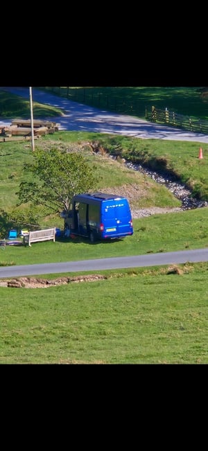 2003 Mercedes-Benz Sprinter — photo 10 of 29