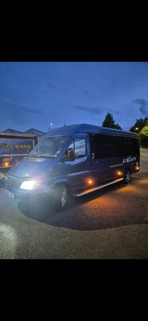 2003 Mercedes-Benz Sprinter — photo 4 of 29