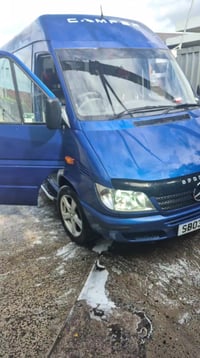 2003 Mercedes-Benz Sprinter - Video