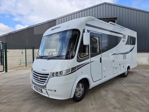 2016 Frankia 740 exclusive — photo 2 of 46