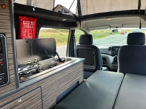 2010 Nissan NV200 — photo 11 of 29