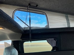 2010 Nissan NV200 — photo 21 of 29