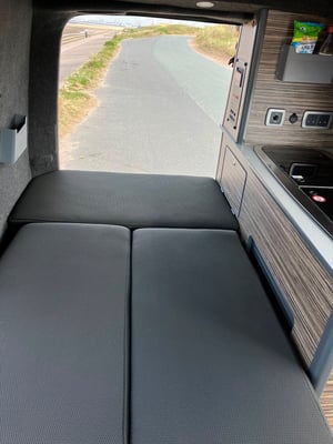 2010 Nissan NV200 — photo 29 of 29