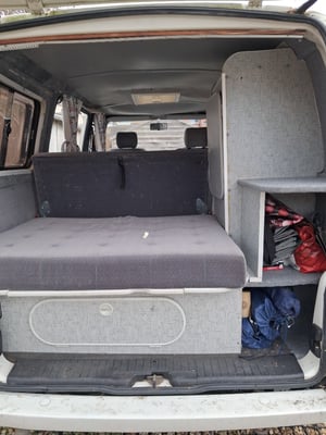 1994 VW T4 — photo 6 of 12