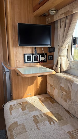 2005 Autocruise StarSpirit — photo 13 of 16