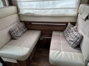 2016 Roller Team Auto-Roller 747 — photo 18 of 22