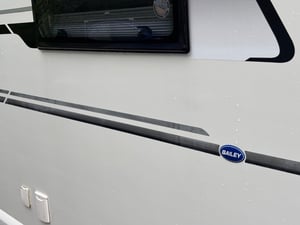 2017 Bailey Autograph 79-4T — photo 40 of 68