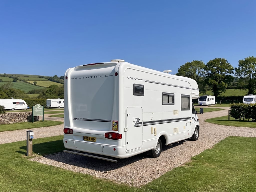 2004 Auto-Trail Cheyenne 696 SE - Image 1