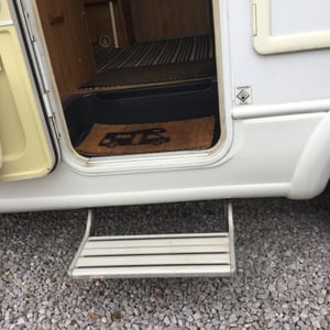 2004 Auto-Trail Cheyenne 696 SE — photo 12 of 55