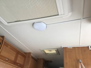 2004 Auto-Trail Cheyenne 696 SE — photo 20 of 55
