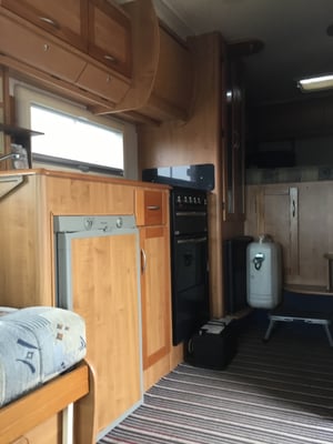 2004 Auto-Trail Cheyenne 696 SE — photo 26 of 55