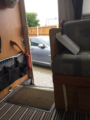 2004 Auto-Trail Cheyenne 696 SE — photo 29 of 55