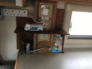 2004 Auto-Trail Cheyenne 696 SE — photo 34 of 55