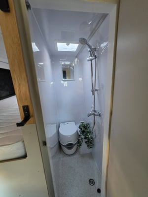 2012 Citroen Relay Custom Conversion  — photo 15 of 27