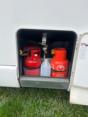 2007 Rapido 927f — photo 16 of 18