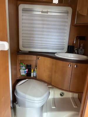 2007 Rapido 927f — photo 17 of 18