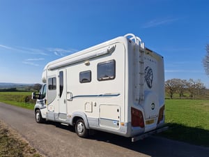 2011 Auto-Trail Apache 632 — photo 1 of 17