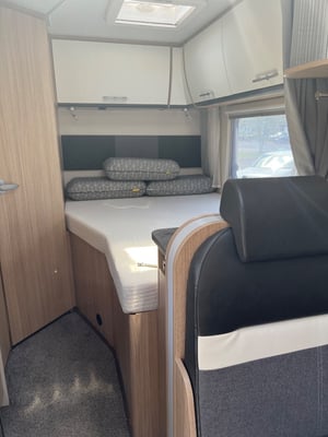 2021 Sunlight T58 — photo 14 of 41