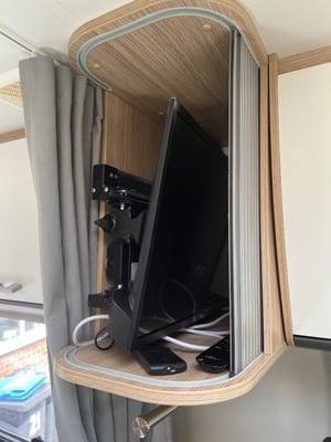 2021 Sunlight T58 — photo 29 of 41
