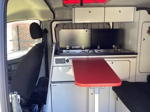 2018 Nissan NV200 — photo 9 of 12