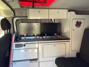 2018 Nissan NV200 — photo 10 of 12