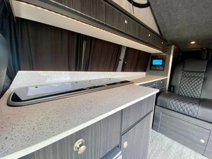 2023 Volkswagen Transporter T30 H-LINE TDi S-A  — photo 10 of 14