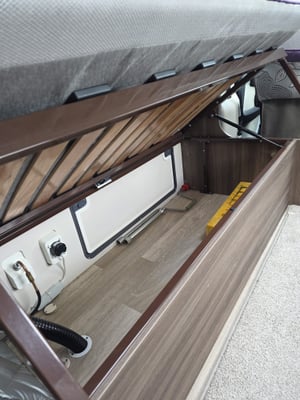 2019 Auto-Sleeper Nuevo EK — photo 20 of 27