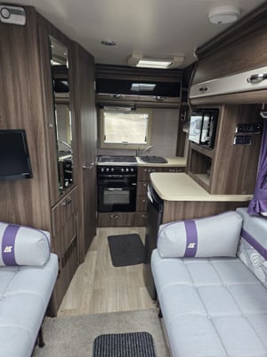 2019 Auto-Sleeper Nuevo EK — photo 12 of 27
