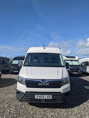 2020 MAN TGE Camper — photo 2 of 28
