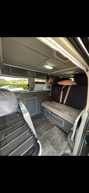 2009 Mazda Bongo — photo 6 of 18