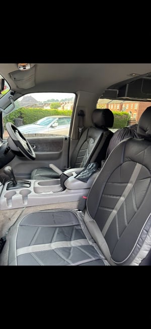 2009 Mazda Bongo — photo 8 of 18