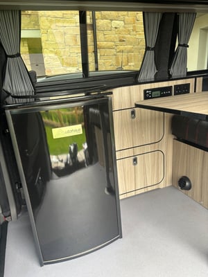 2022 Volkswagen T6.1 Campervan — photo 31 of 46