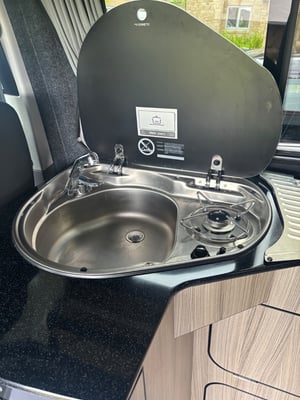 2022 Volkswagen T6.1 Campervan — photo 33 of 46