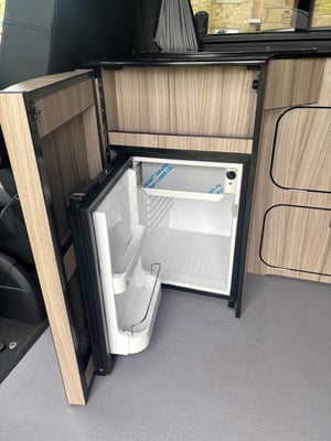 2022 Volkswagen T6.1 Campervan — photo 38 of 46
