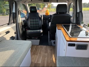 2007 Volkswagen T32 — photo 6 of 13