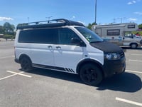 2010 Volkswagen Campervan - Image 2