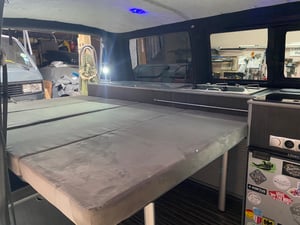 2010 Volkswagen Campervan — photo 7 of 8