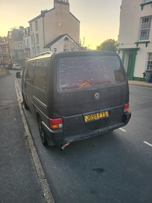 1991 Volkswagen T4 Campervan — photo 2 of 3