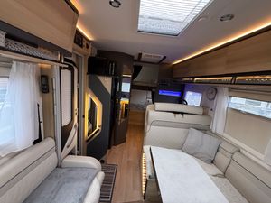 2025 Itineo SBD700 — photo 9 of 12