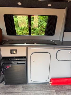 2020 Volkswagen T6 Campervan — photo 2 of 10