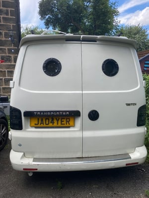 2004 Volkswagen Transporter T5.1 — photo 5 of 21