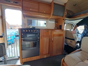 2005 Auto-Trail Scout SE — photo 10 of 26