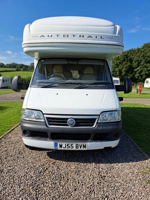 2005 Auto-Trail Scout SE — photo 1 of 26