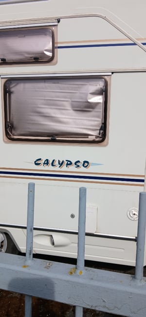 2001 Compass Calypso — photo 5 of 18